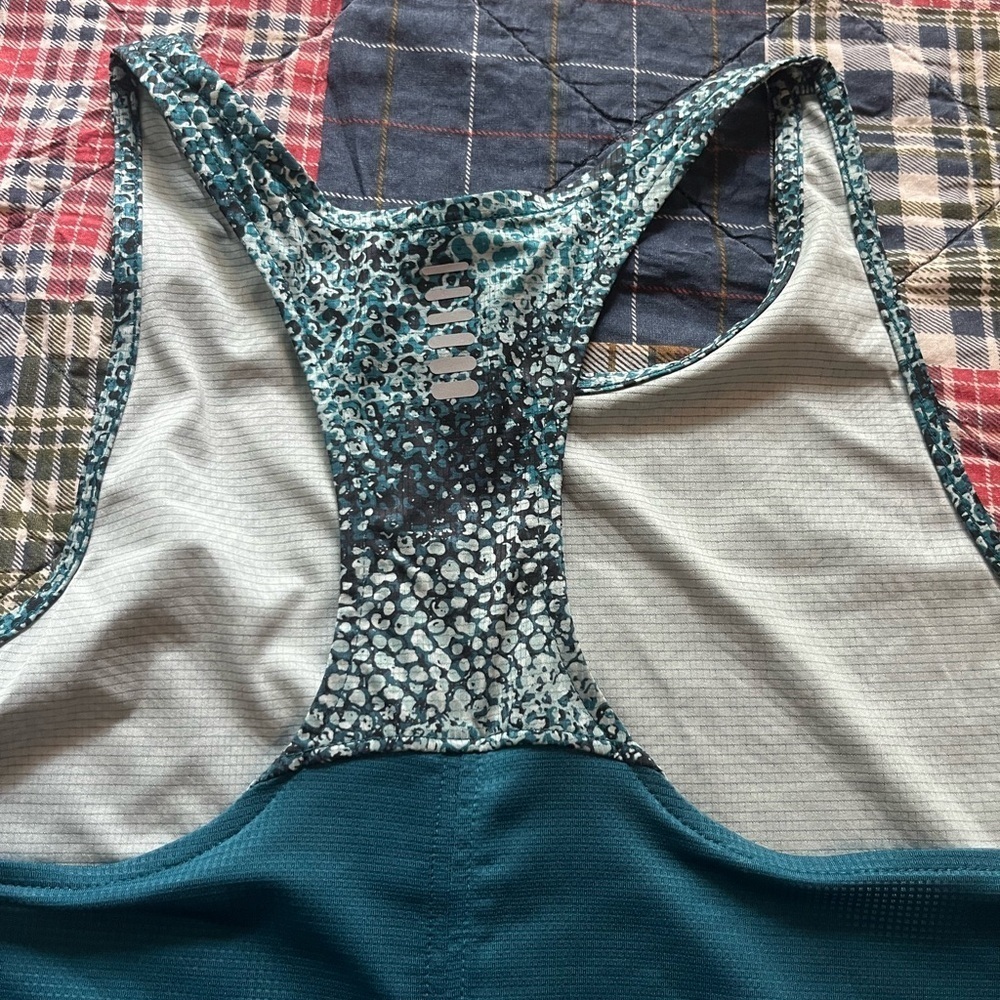 Under Armour Blue Sleeveless Tank Top - Picture 8 of 11